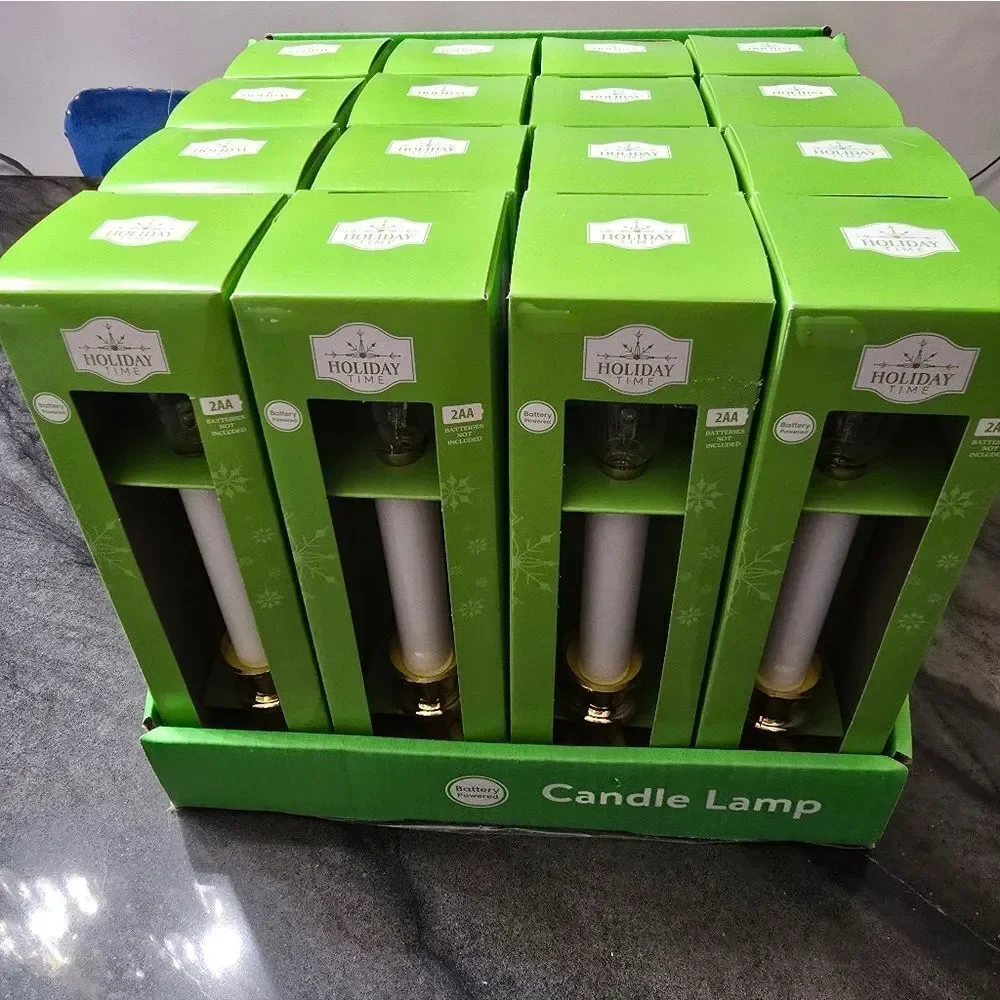 Bundle of 16 Battery-Operated LED Flameless Christmas Candles Gold Base